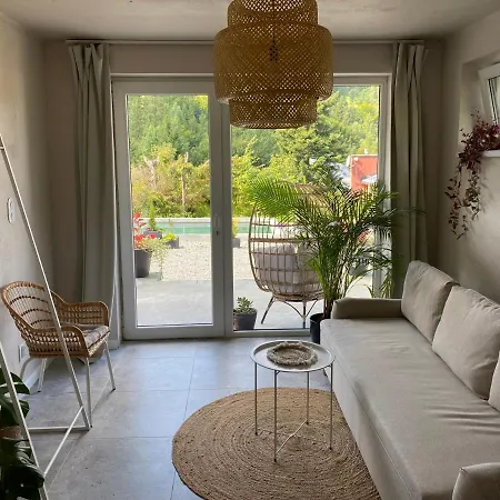 Dom I Appartamento Brenna