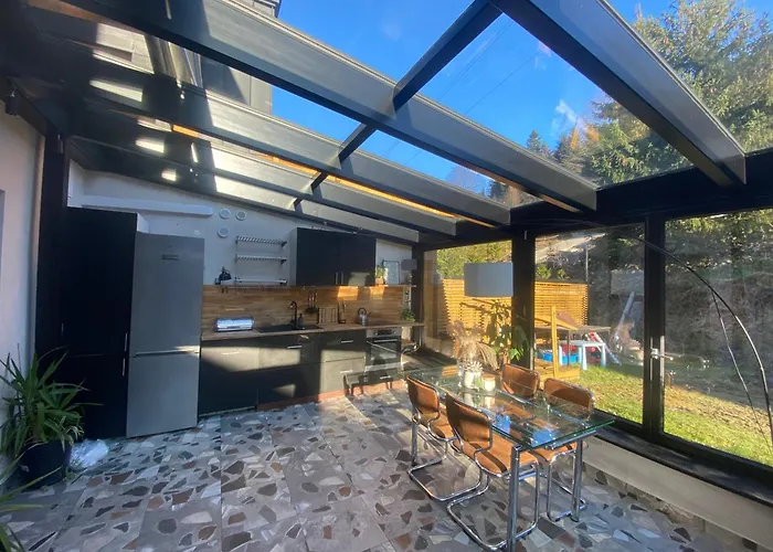 Dom I Apartment Brenna